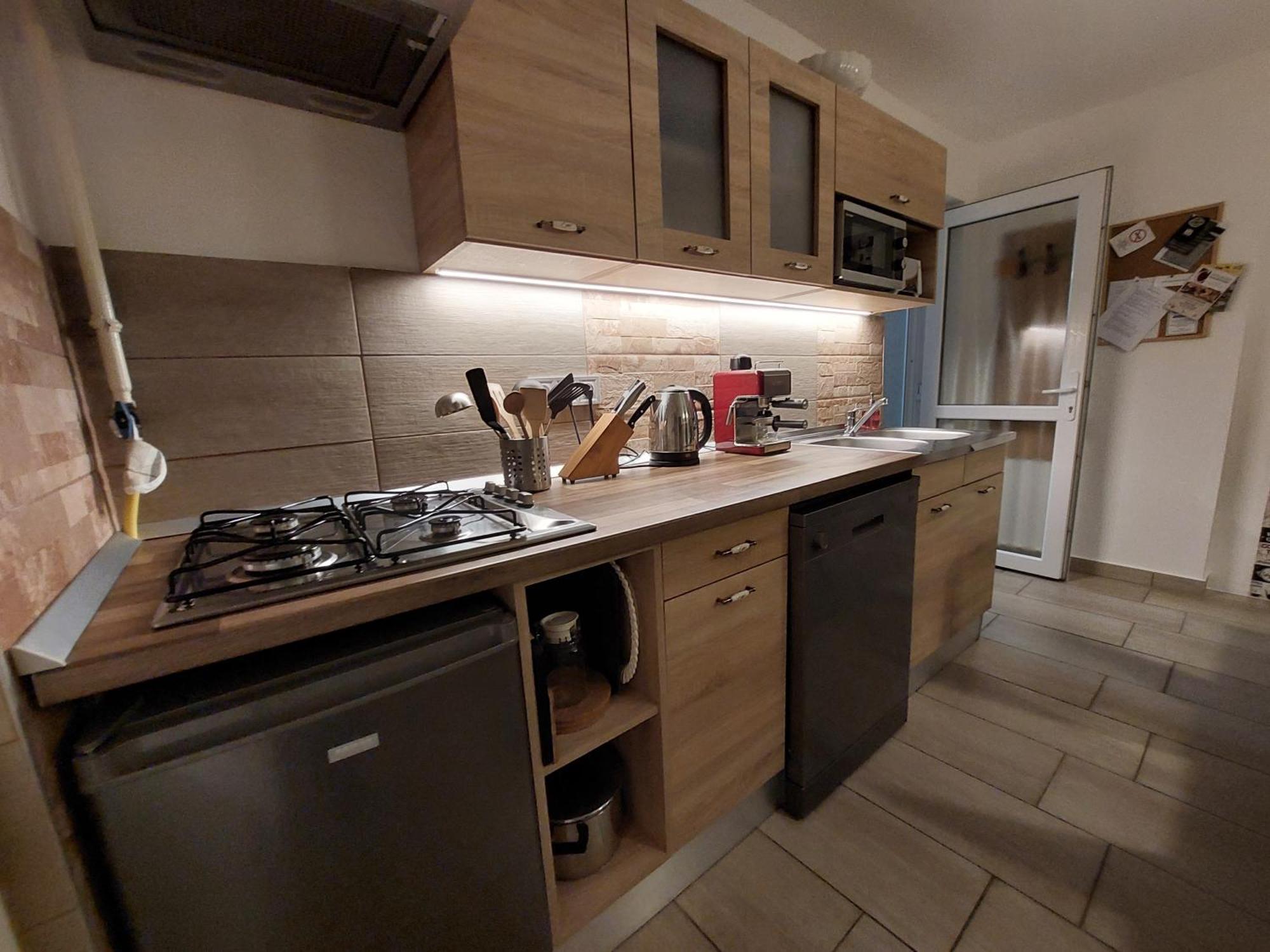 Tulipan Vendeghaz Apartment Sarospatak Ngoại thất bức ảnh